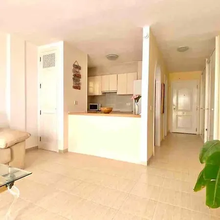 Confortable Y Centrico Los Cristianos (Tenerife)